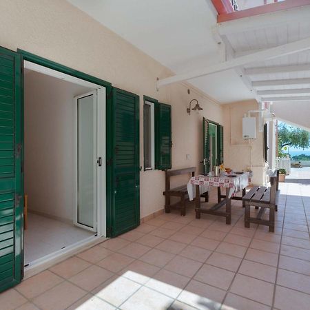 Ferienwohnung Il Bacio Del Sole By Barbarhouse Vieste Exterior foto