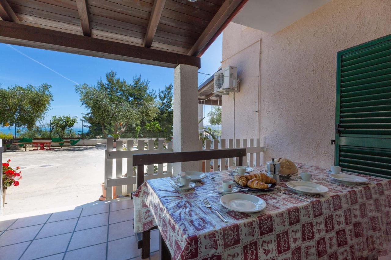 Ferienwohnung Il Bacio Del Sole By Barbarhouse Vieste Exterior foto