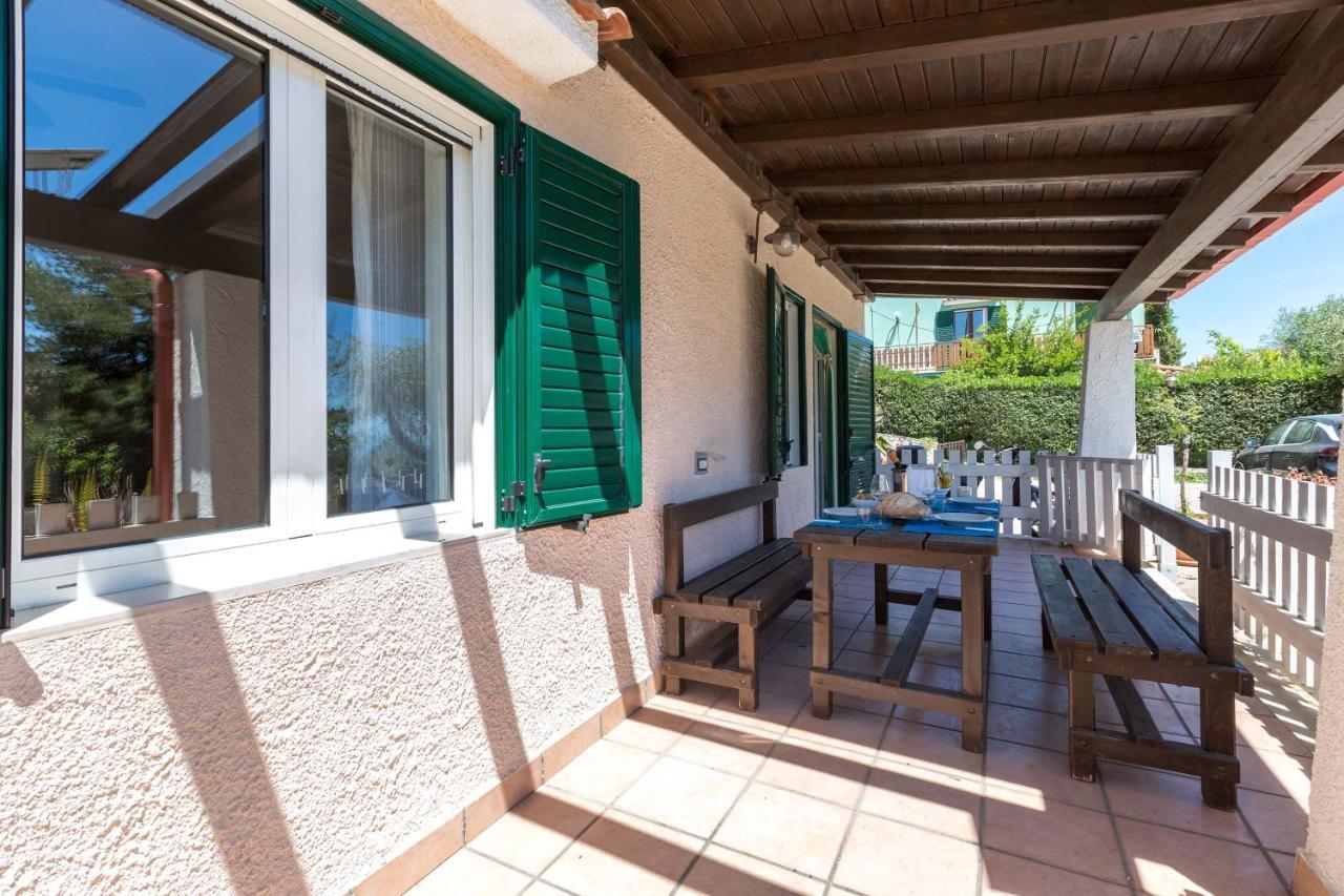 Ferienwohnung Il Bacio Del Sole By Barbarhouse Vieste Exterior foto