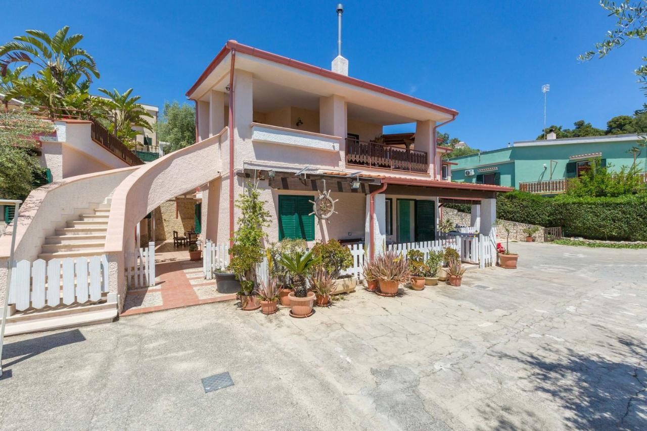 Ferienwohnung Il Bacio Del Sole By Barbarhouse Vieste Exterior foto